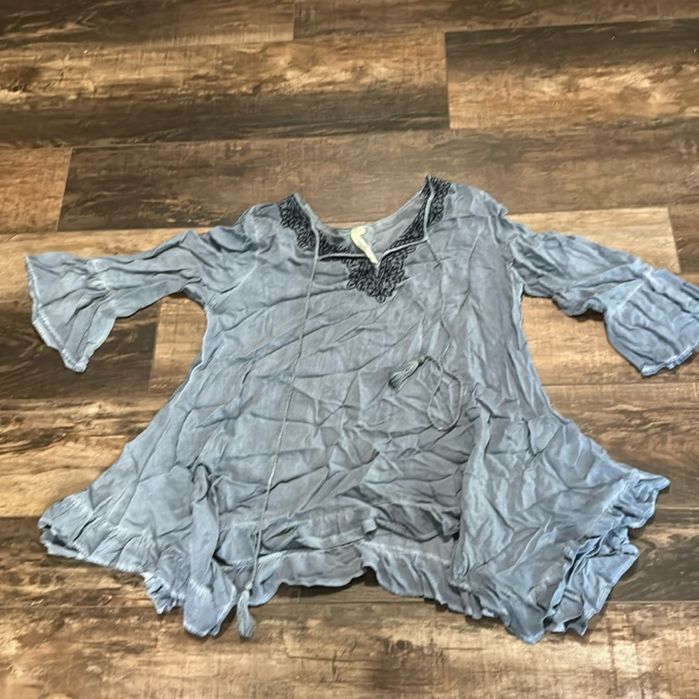 Boutique shirt